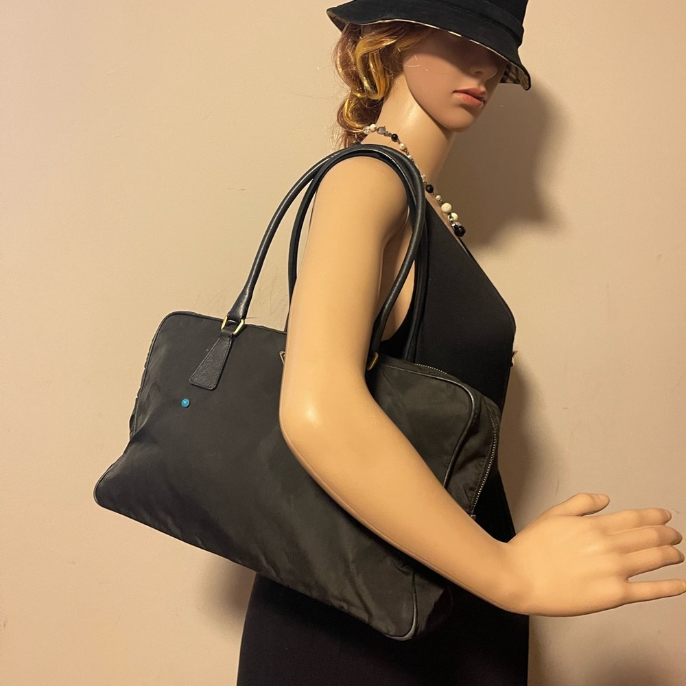 Prada shoulder bag - Picture 2 of 14